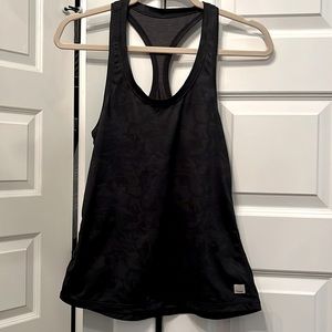 Vuori Lux Performance Tank Top in Black Camo